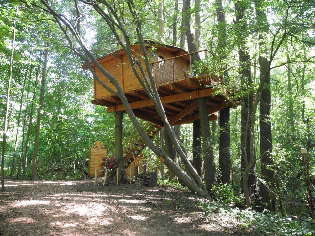 Treehouse V Brdech Villa Bohutín Eksteriør bilde