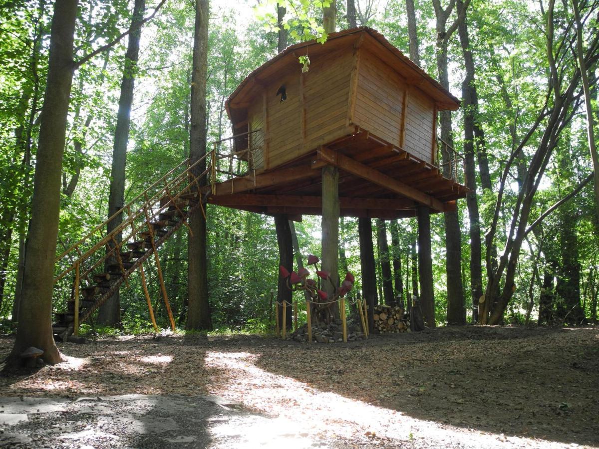 Treehouse V Brdech Villa Bohutín Eksteriør bilde